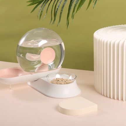 Pet Life ® 'Auto-Myst' Snail Shaped 2-in-1 Automated Gravity Pet Filtered Water Dispenser and Food Bowl