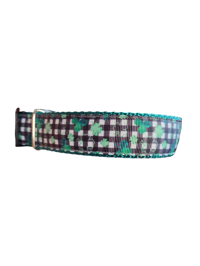 Gingham Clover Nylon Dog Collar